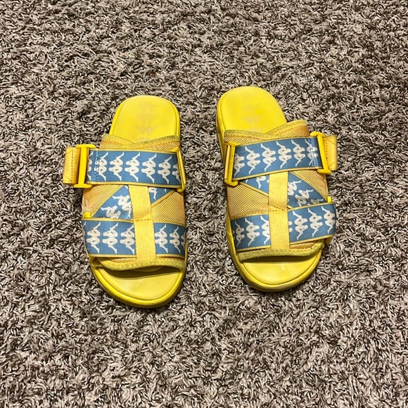 Kappa slide size 8/8.5 yellow blue and white - Picture 1 of 2